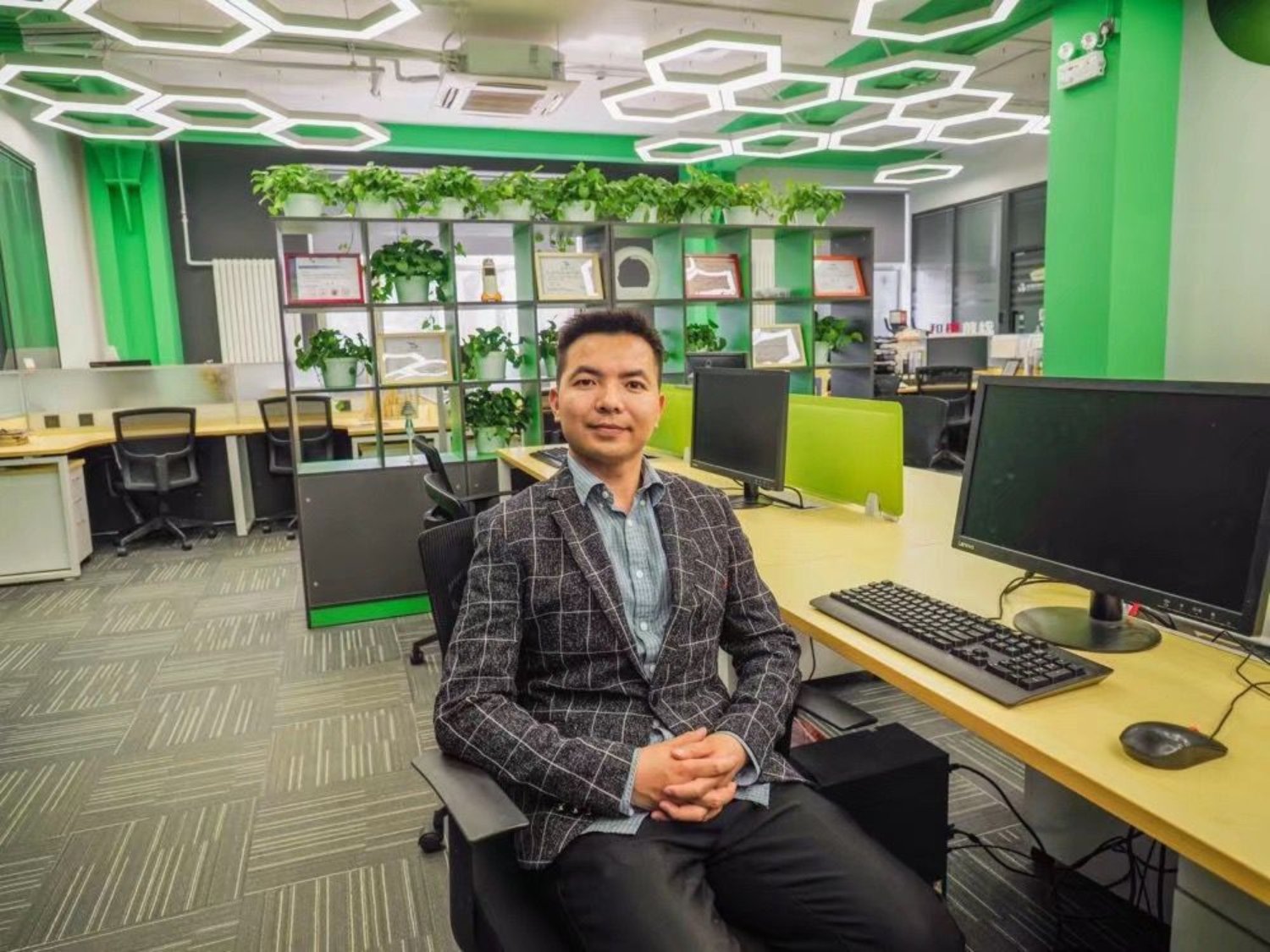 北科大2026年国际足联世界杯2018级工商管理专业研究生 肖祥应